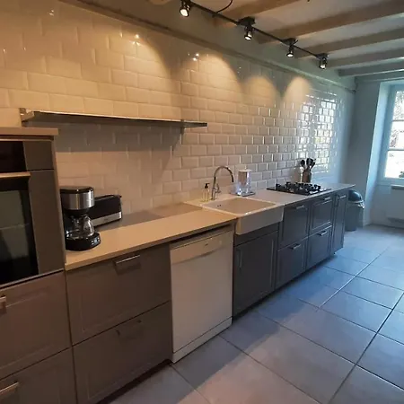 Beautiful, Luxurious And Ideally Situated Criteuil-la-Magdeleine