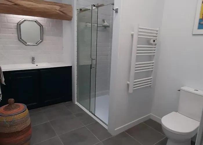 Сasa de vacaciones Beautiful, Luxurious And Ideally Situated Criteuil-la-Magdeleine